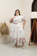 Vestido Midi Plus Size em Linho com Cinto Forrado e Botões no Busto