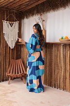 Vestido Longo Plus Size com Barrado e Manga Longa – Tecido Viscolinho
