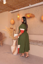 Vestido Midi Plus Size Bicolor – Tecido Sensorial