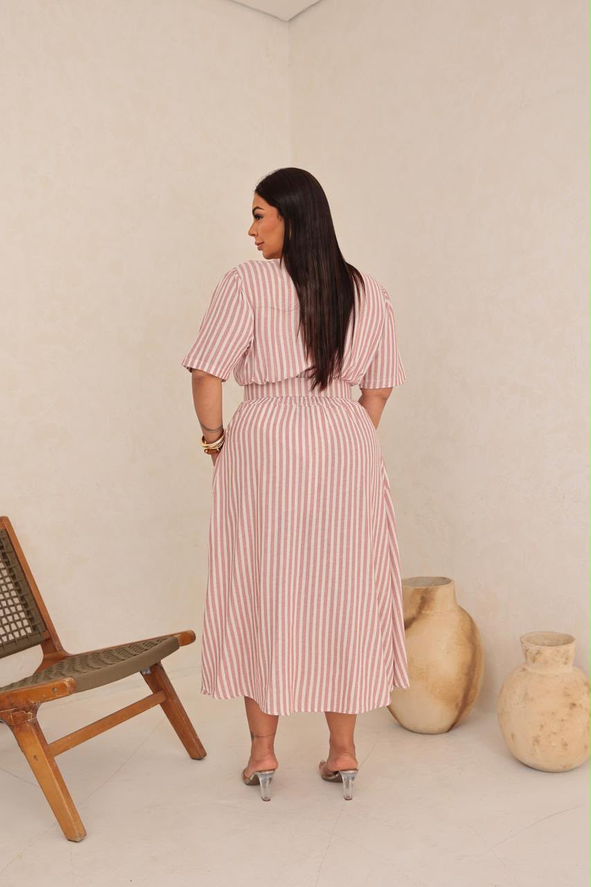 Chamise Plus Size Listrado com Cinto Forrado e Bolsos – Tecido Linho