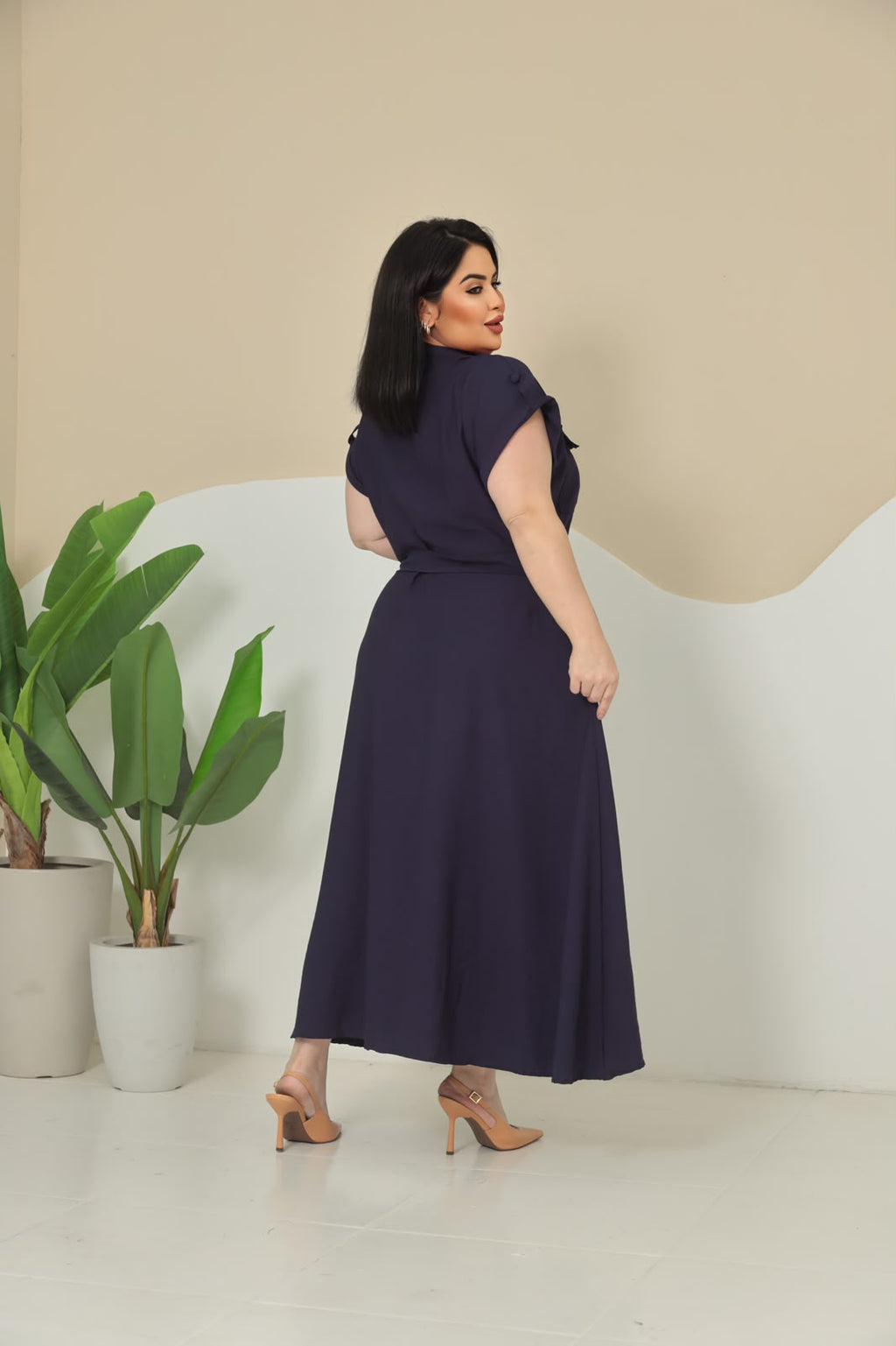 Chemise Plus Size Lisa com Detalhes nos Ombros - Tecido Sensorial
