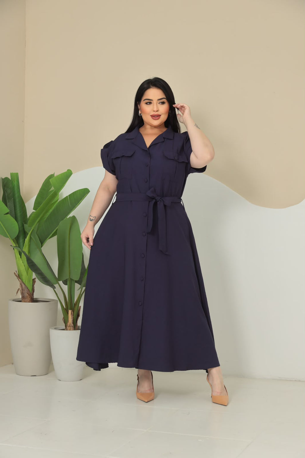 Chemise Plus Size Lisa com Detalhes nos Ombros - Tecido Sensorial