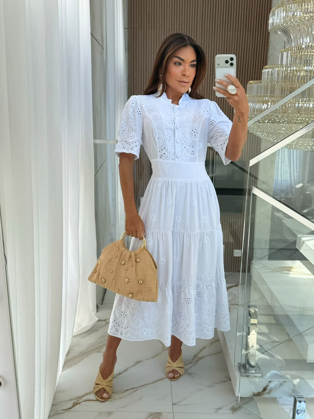 Vestido Lese com Botões no Busto - Tecido Laise
