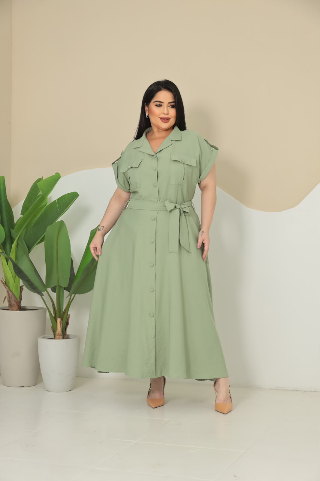 Chemise Plus Size Lisa com Detalhes nos Ombros – Tecido Sensorial
